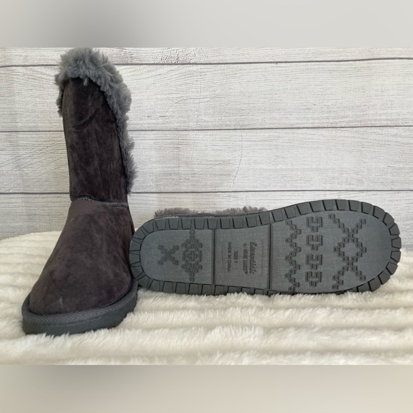 MUK LUKS | NWT Women’s Winter Faux Fur Boots - Picture 4 of 8